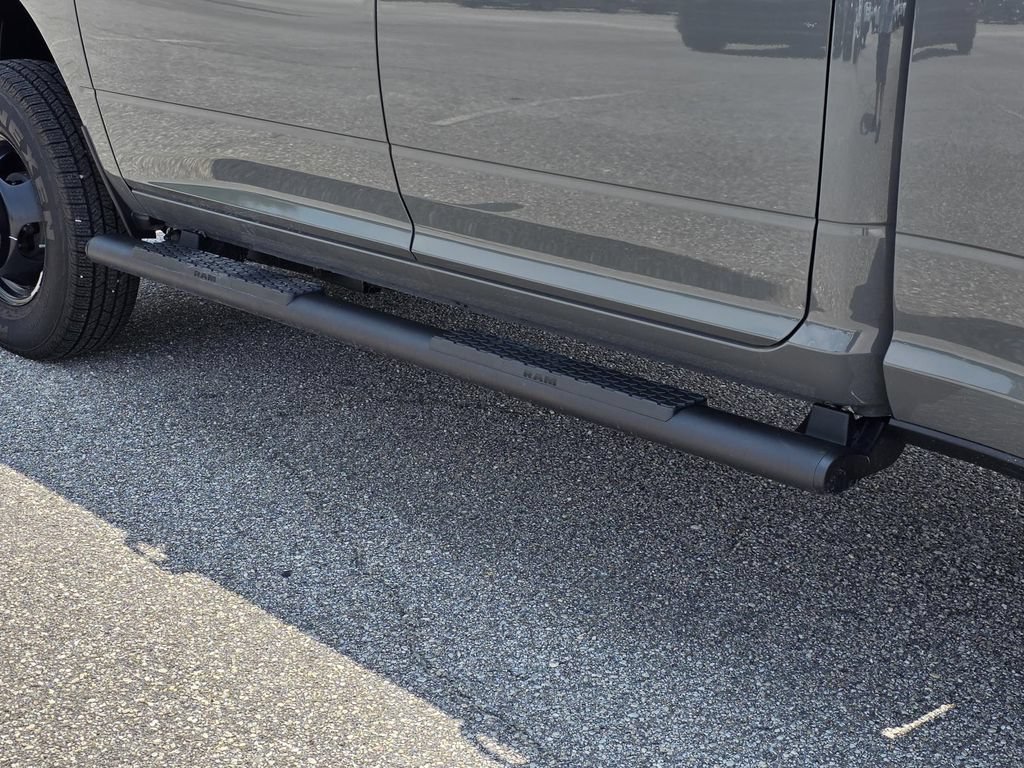 New 2026 RAM 3500 Tradesman AWD/4WD image 30
