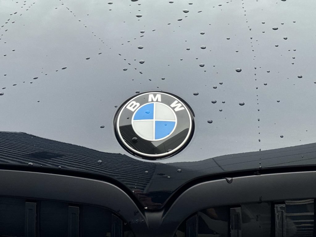 Used 2024 BMW X7 M60i w/ Executive Package AWD/4WD image 11