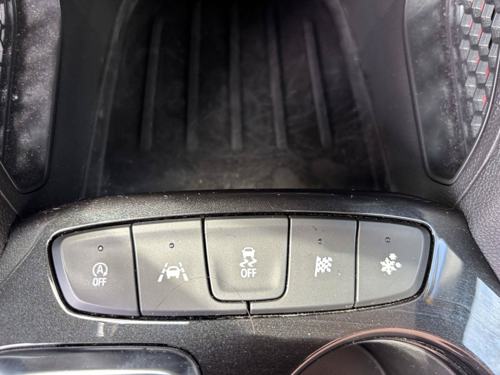 Used 2023 Chevrolet TrailBlazer RS w/ Convenience Package FWD image 26
