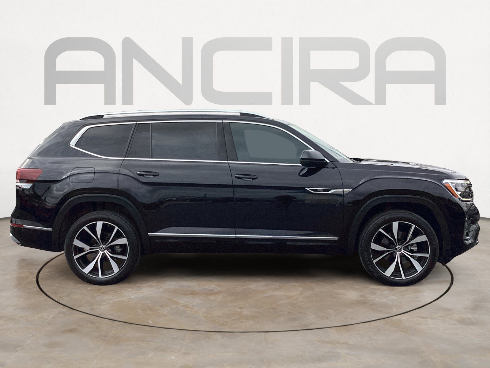 Used 2024 Volkswagen Atlas SEL Premium R-Line AWD/4WD image 15