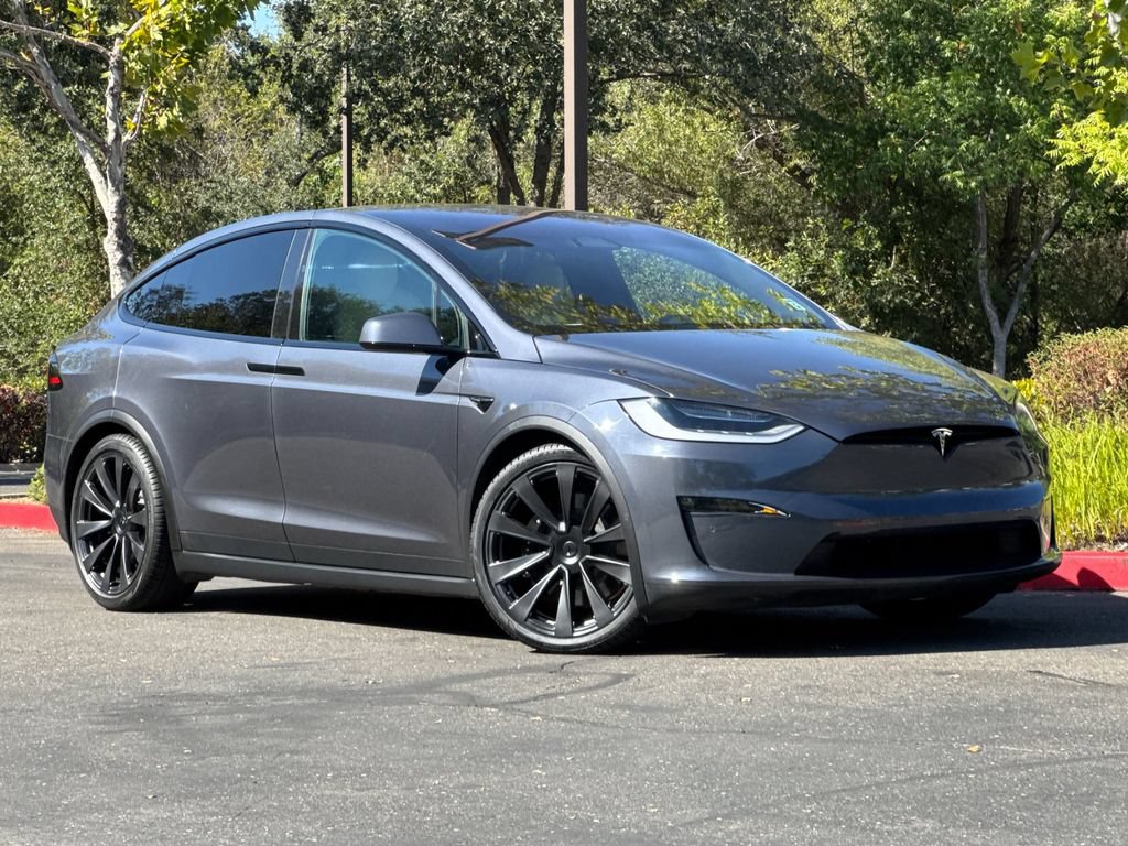Used 2023 Tesla Model X AWD/4WD image 2