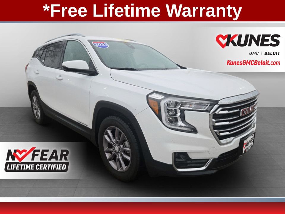 Used 2024 GMC Terrain SLT image 1