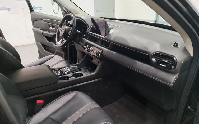 Used 2023 Honda Pilot Touring image 16