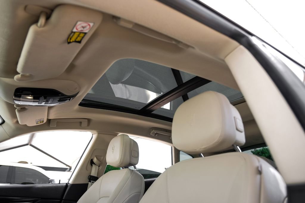 Used 2019 Maserati Levante image 5