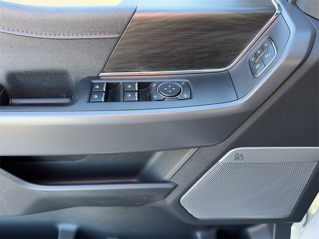 New 2025 Ford F150 Lightning Lariat image 8