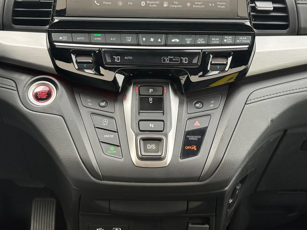 Used 2025 Honda Odyssey Sport-L image 12