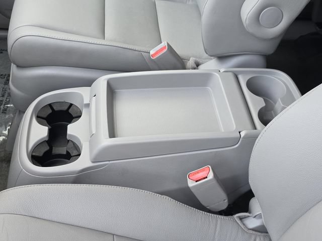 Used 2016 Honda Odyssey EX-L image 9