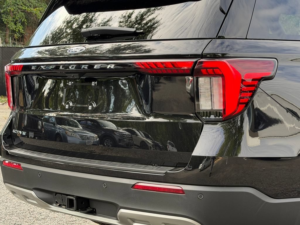 New 2027 Ford Explorer Active w/ Active Comfort Package AWD/4WD image 6