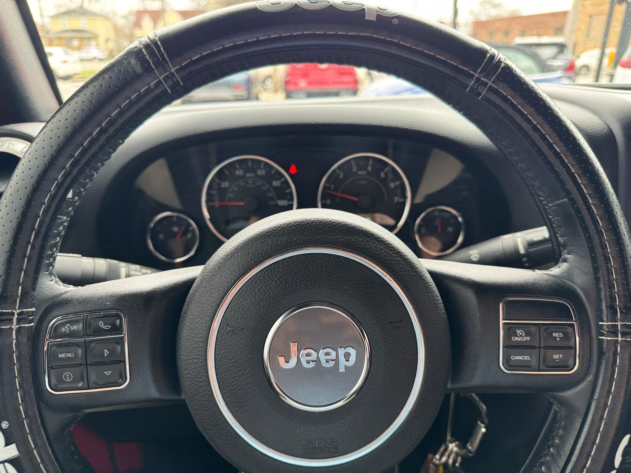 Used 2018 Jeep Wrangler Sahara w/ Connectivity Group image 13
