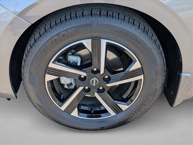 Used 2025 Nissan Sentra SV image 29