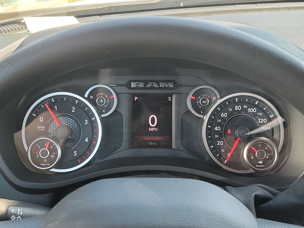 New 2027 RAM 5500 Tradesman AWD/4WD image 12