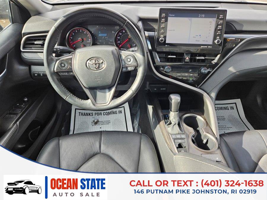 Used 2022 Toyota Camry XSE image 17