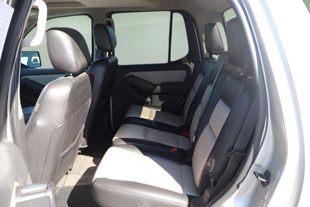 Used 2007 Ford Explorer Sport Trac Limited image 11