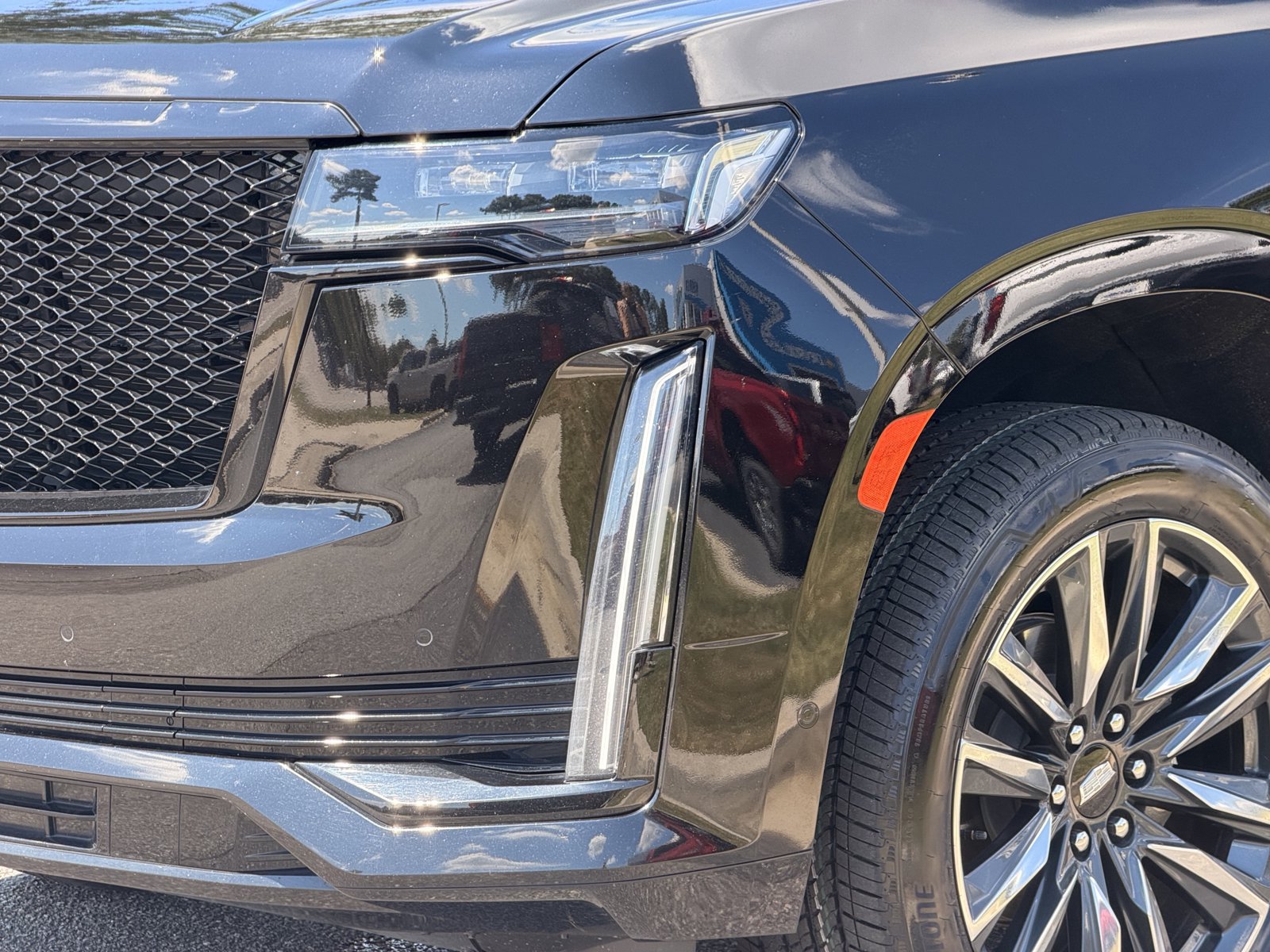 Used 2024 Cadillac Escalade ESV Sport Platinum AWD/4WD image 8