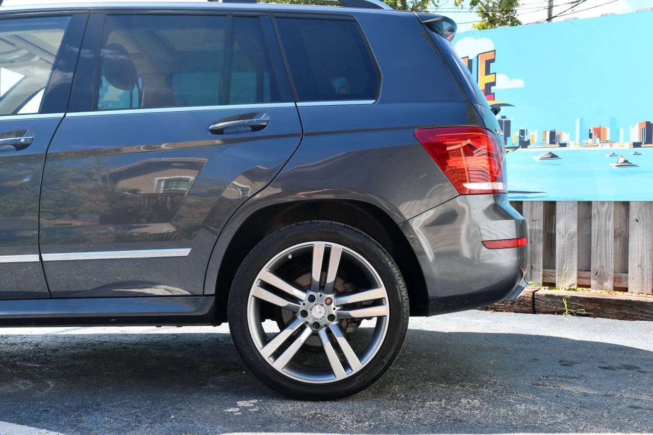 Used 2015 Mercedes-Benz GLK 350 2WD w/ Premium 1 Package image 10