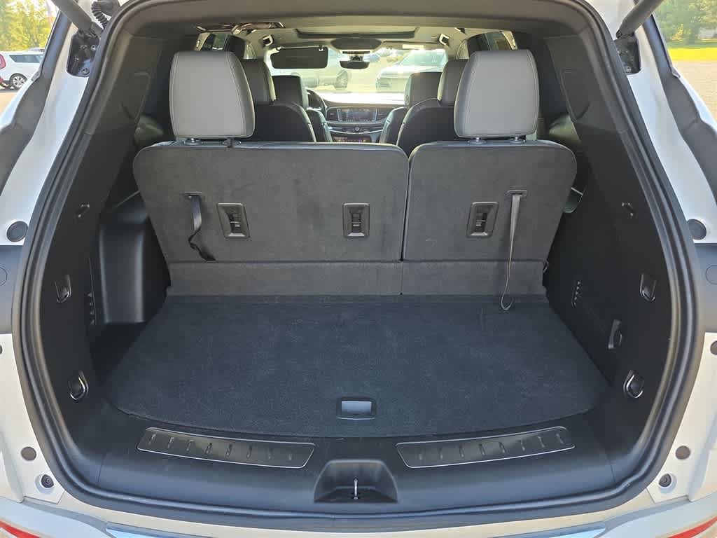 Used 2023 Buick Enclave Premium w/ Experience Buick Package FWD image 27