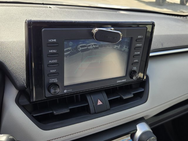 Used 2020 Toyota RAV4 XLE w/ Convenience Package FWD image 20
