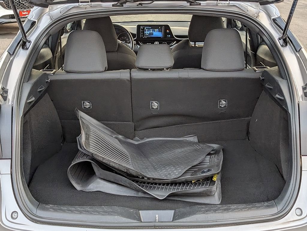 Used 2018 Toyota C-HR XLE image 13