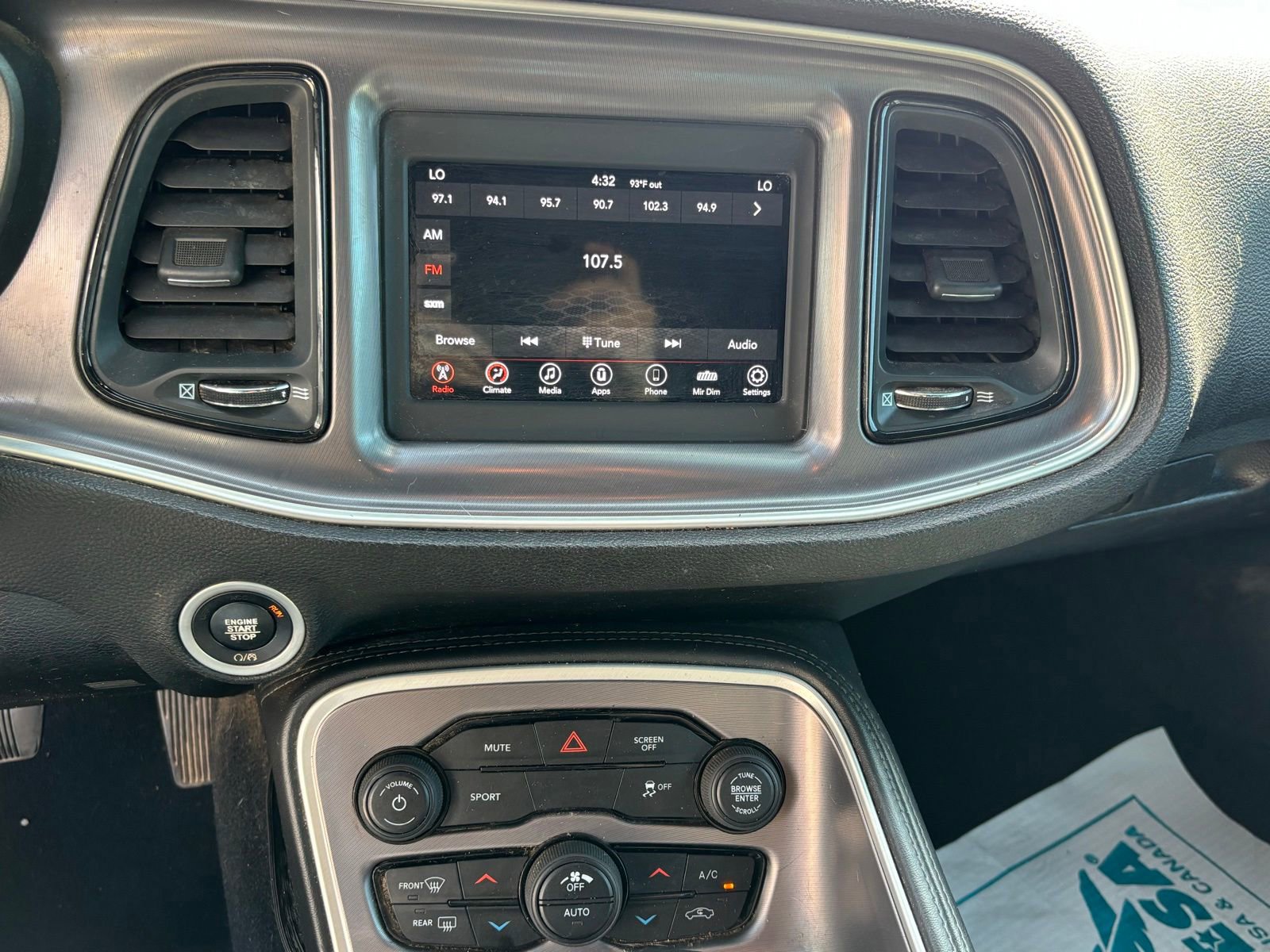 Used 2020 Dodge Challenger SXT w/ Blacktop Package RWD image 10