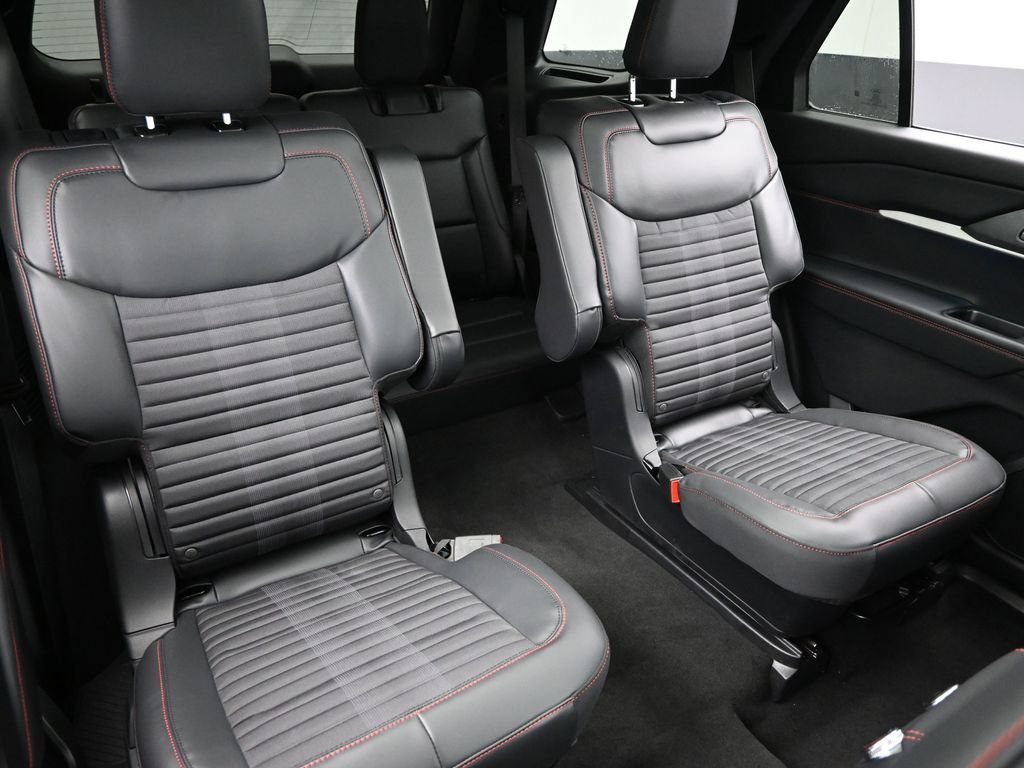 New 2026 Ford Explorer ST-Line w/ ST-Line Street Pack AWD/4WD image 30
