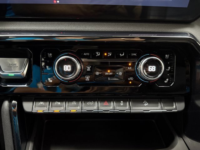 Used 2023 GMC Sierra 1500 AT4 w/ Technology Package image 19