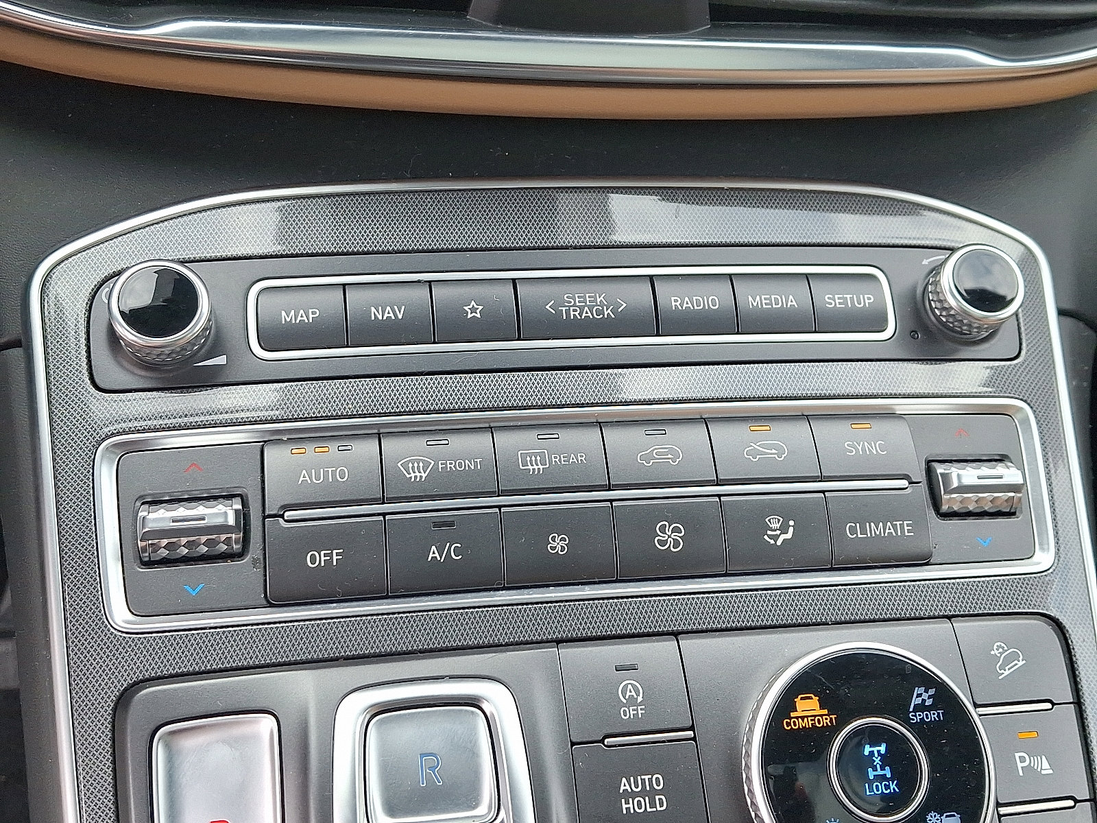 Used 2021 Hyundai Santa Fe Calligraphy w/ Cargo Package image 17