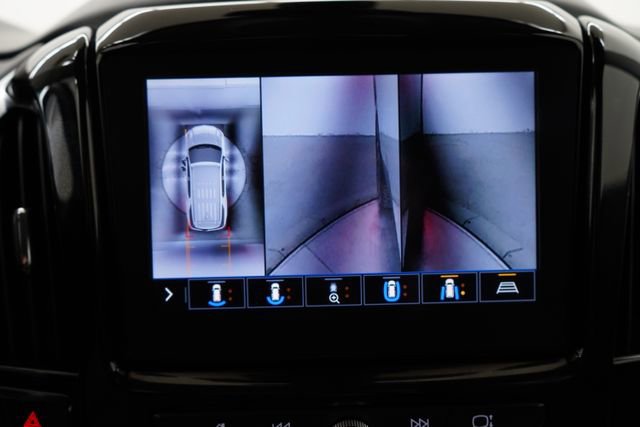 Used 2020 Chevrolet Traverse RS image 32