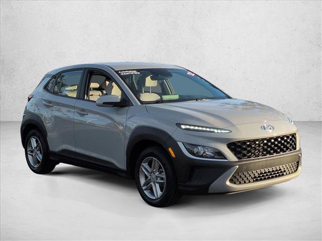 Used 2022 Hyundai Kona SE FWD image 2