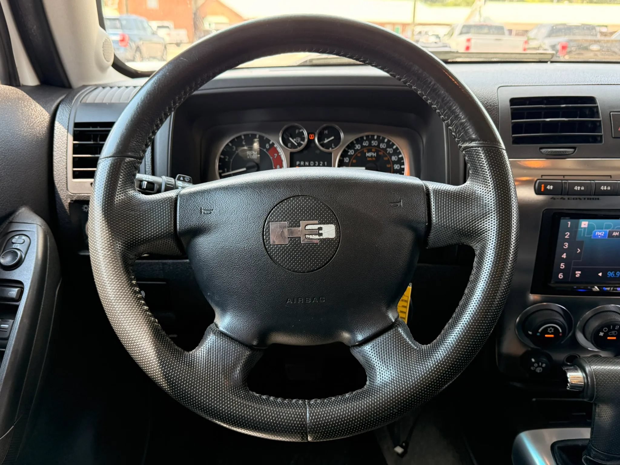 Used 2009 HUMMER H3 Luxury AWD/4WD image 15