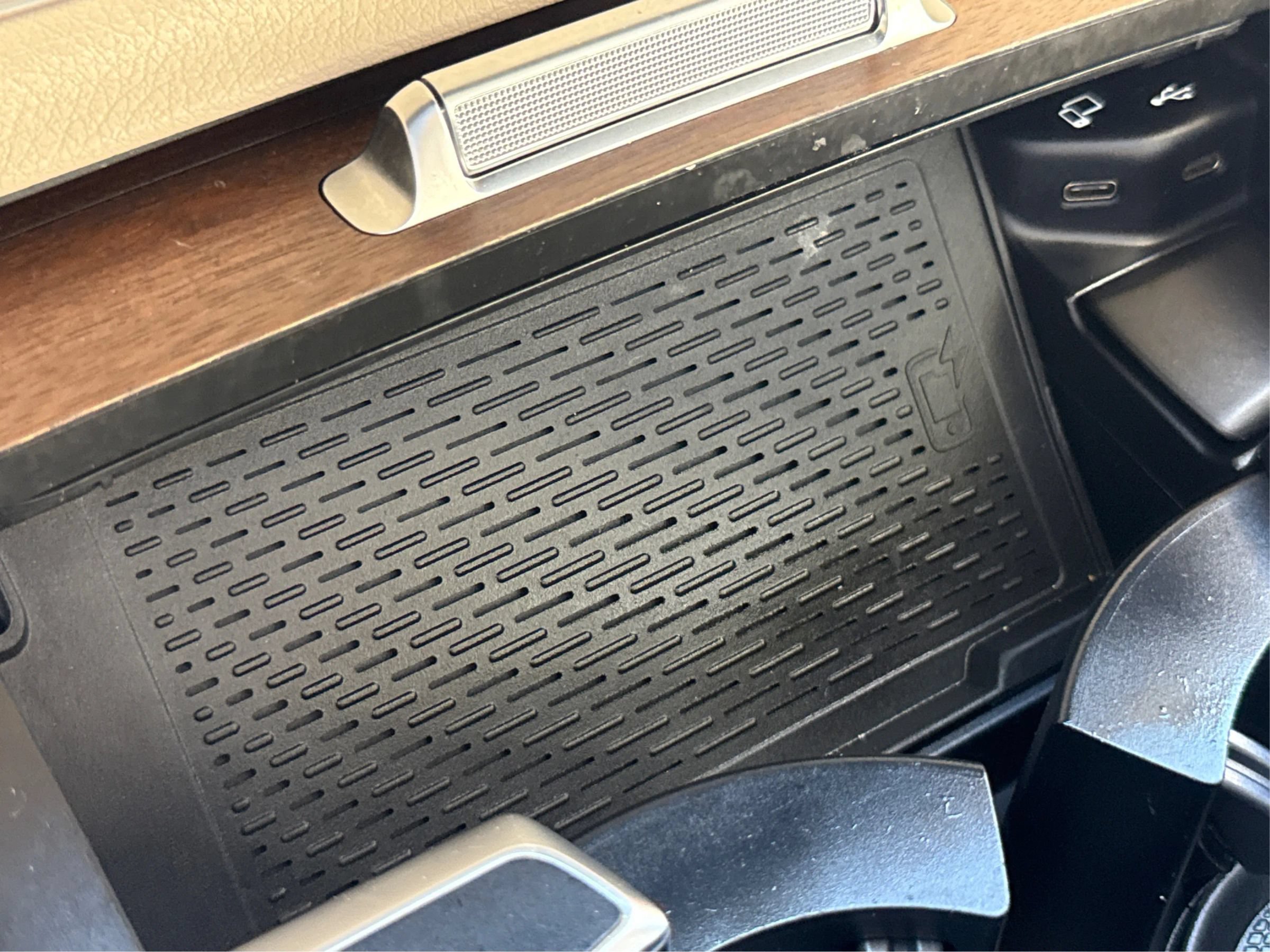 Used 2020 Mercedes-Benz GLS 450 4MATIC image 48
