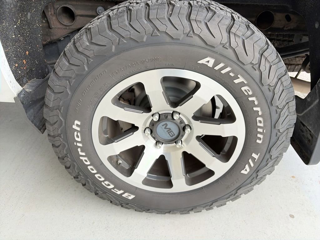 Used 2018 Chevrolet Silverado 1500 LTZ AWD/4WD image 13