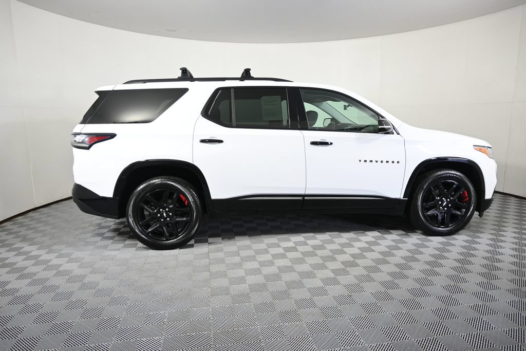 Used 2019 Chevrolet Traverse Premier w/ Redline Edition AWD/4WD image 7