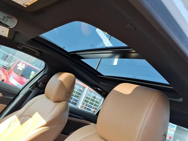 Used 2017 Buick LaCrosse Premium w/ Driver Confidence Package #2 AWD/4WD image 17