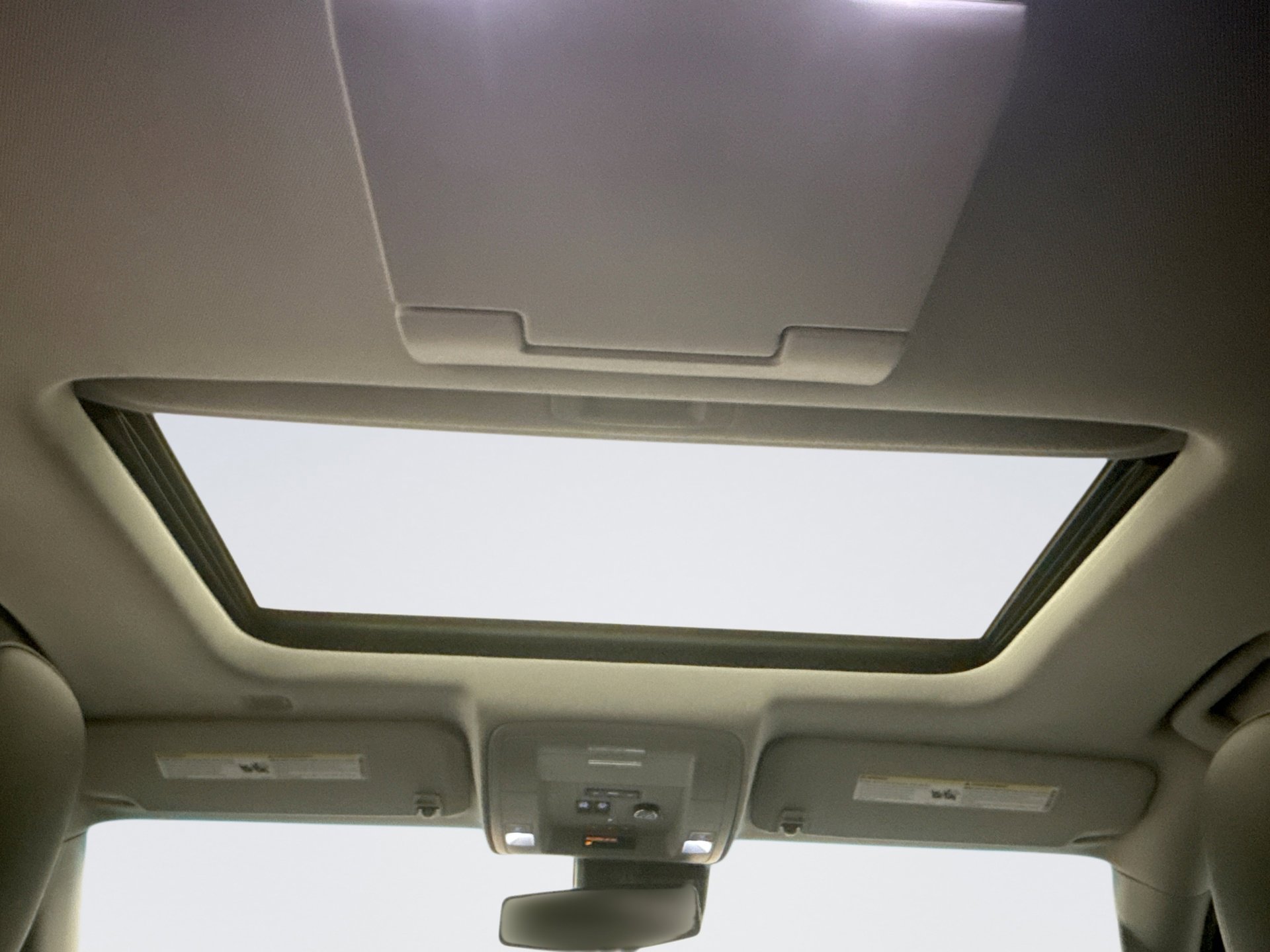 Used 2019 GMC Yukon SLT w/ Premium Edition AWD/4WD image 19