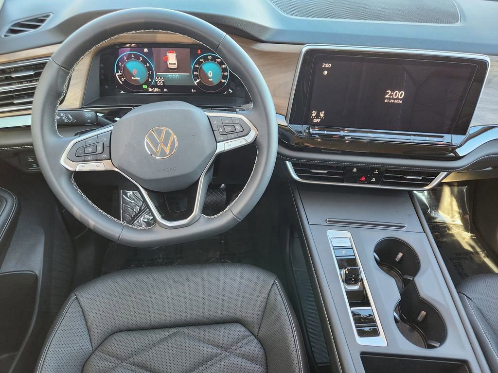New 2026 Volkswagen Atlas SE image 2