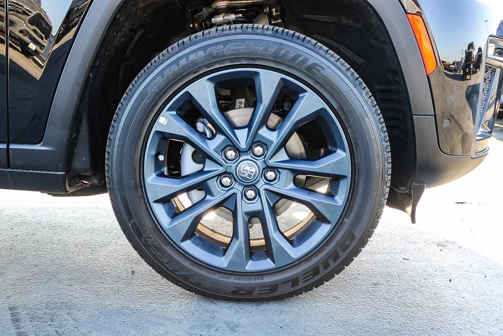 New 2026 Jeep Grand Cherokee Limited AWD/4WD image 11
