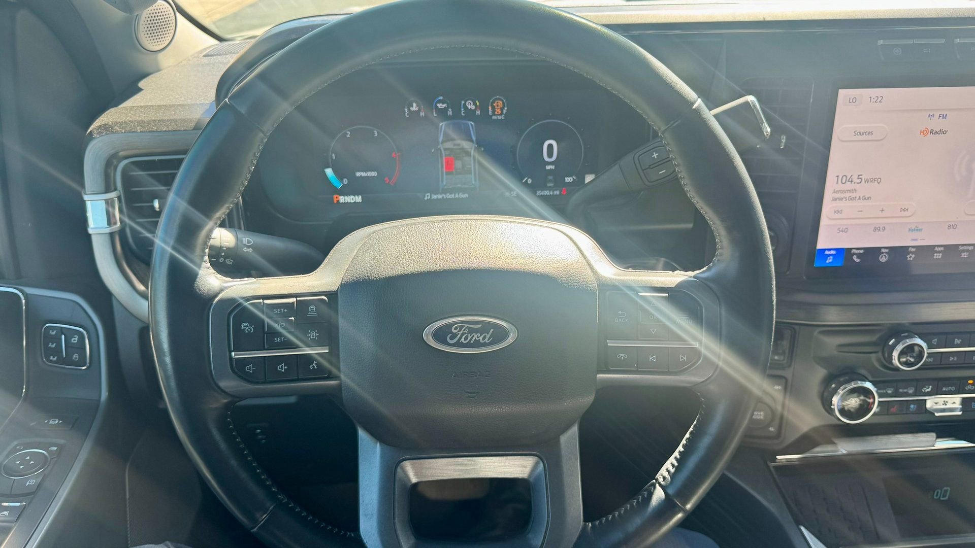 Certified 2024 Ford F250 Lariat w/ Lariat Ultimate Package image 23