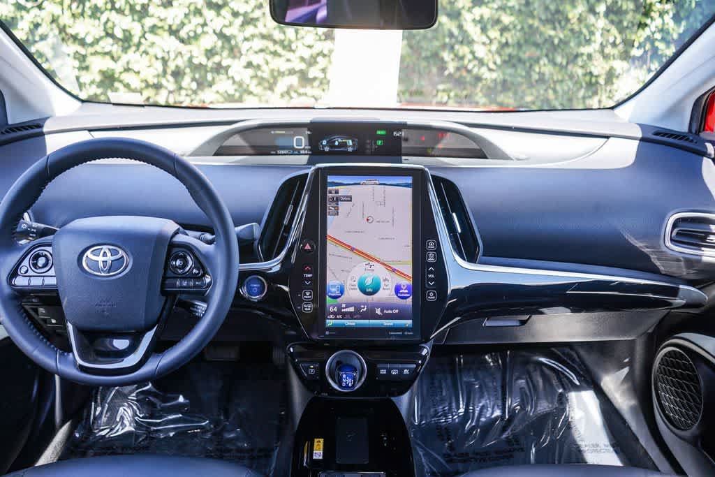 Used 2020 Toyota Prius Prime XLE FWD image 12