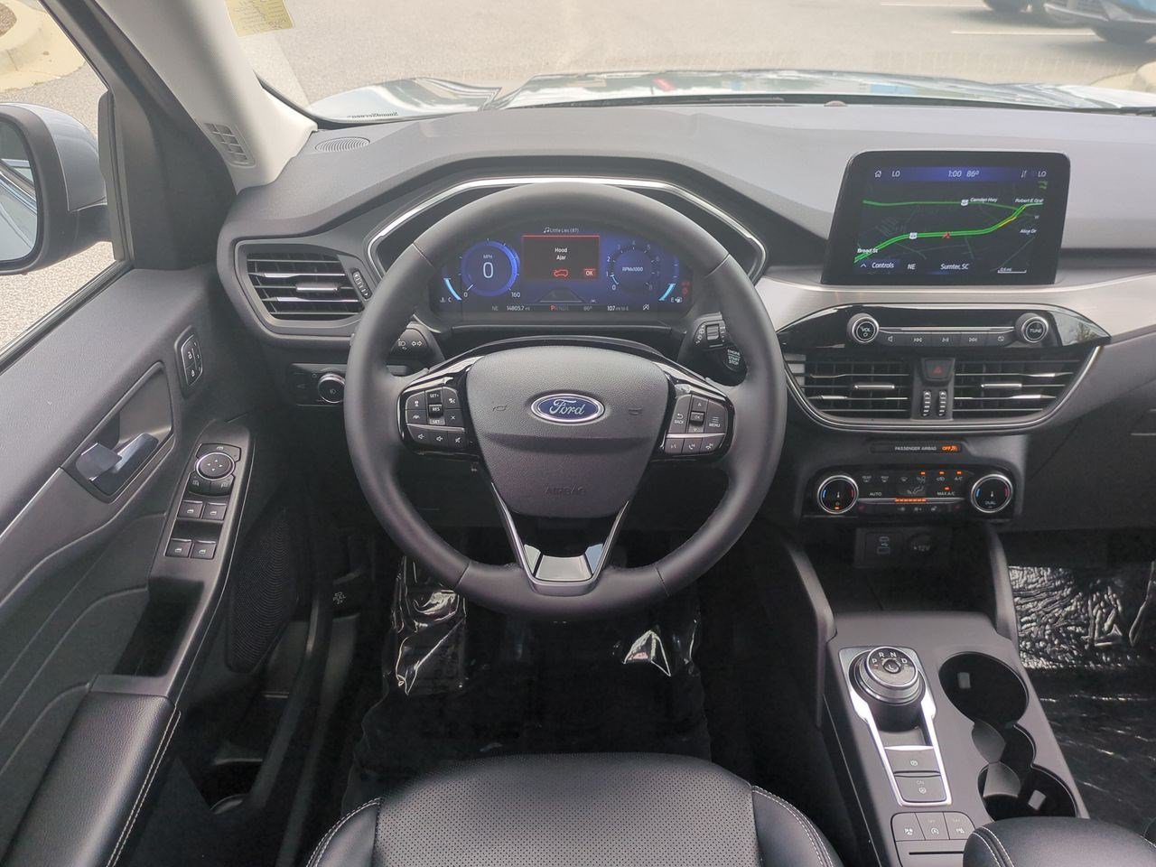 Used 2022 Ford Escape Titanium w/ Class II Trailer Tow Package AWD/4WD image 32