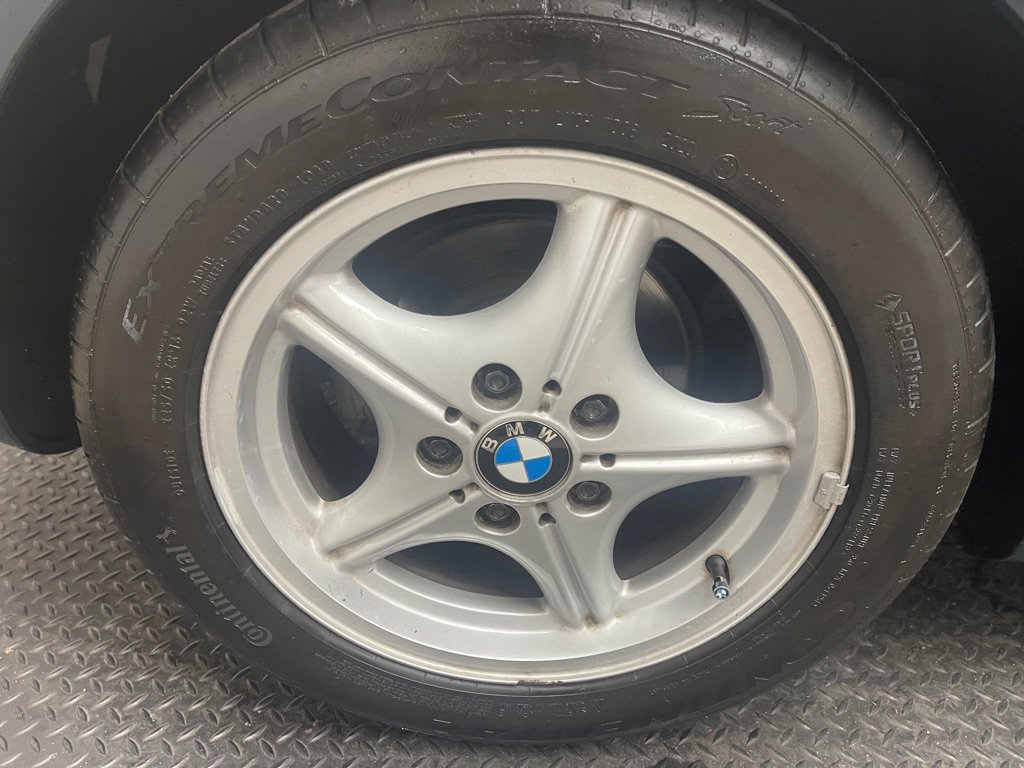 Used 1997 BMW Z3 1.9 image 34