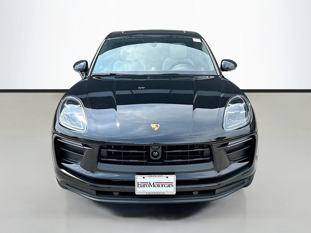 New 2026 Porsche Macan AWD/4WD image 6