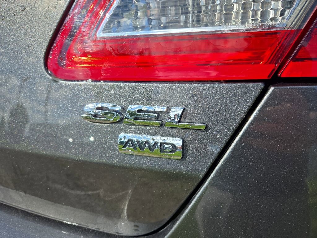 Used 2016 Ford Taurus SEL w/ Equipment Group 201A AWD/4WD image 33