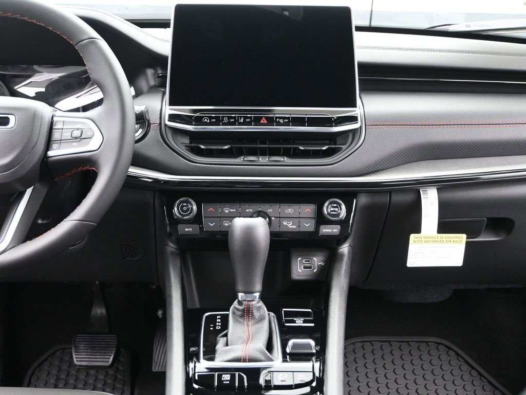 New 2026 Jeep Compass Trailhawk image 25