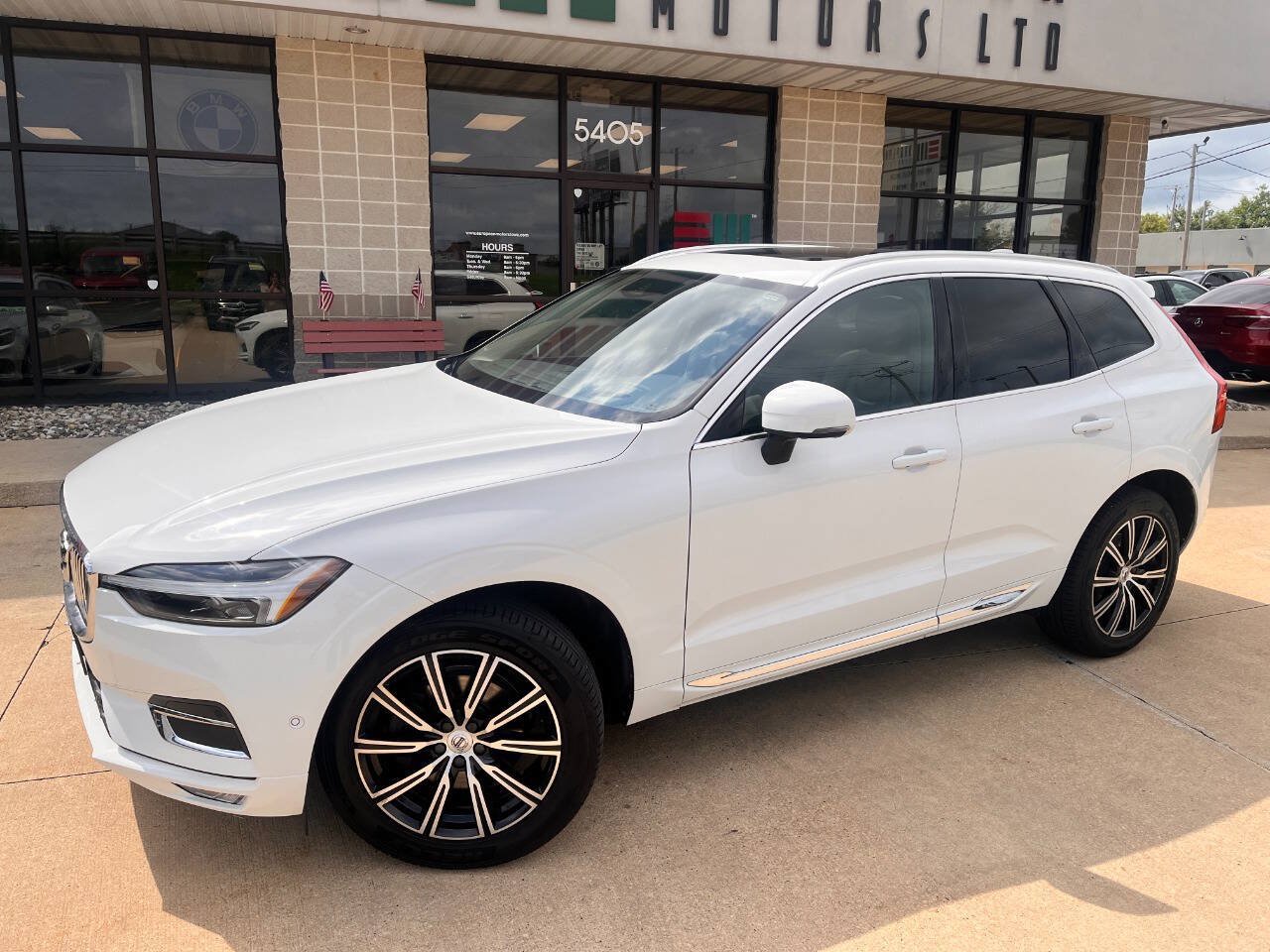 Used 2021 Volvo XC60 T5 Inscription w/ Advanced Package AWD/4WD image 2
