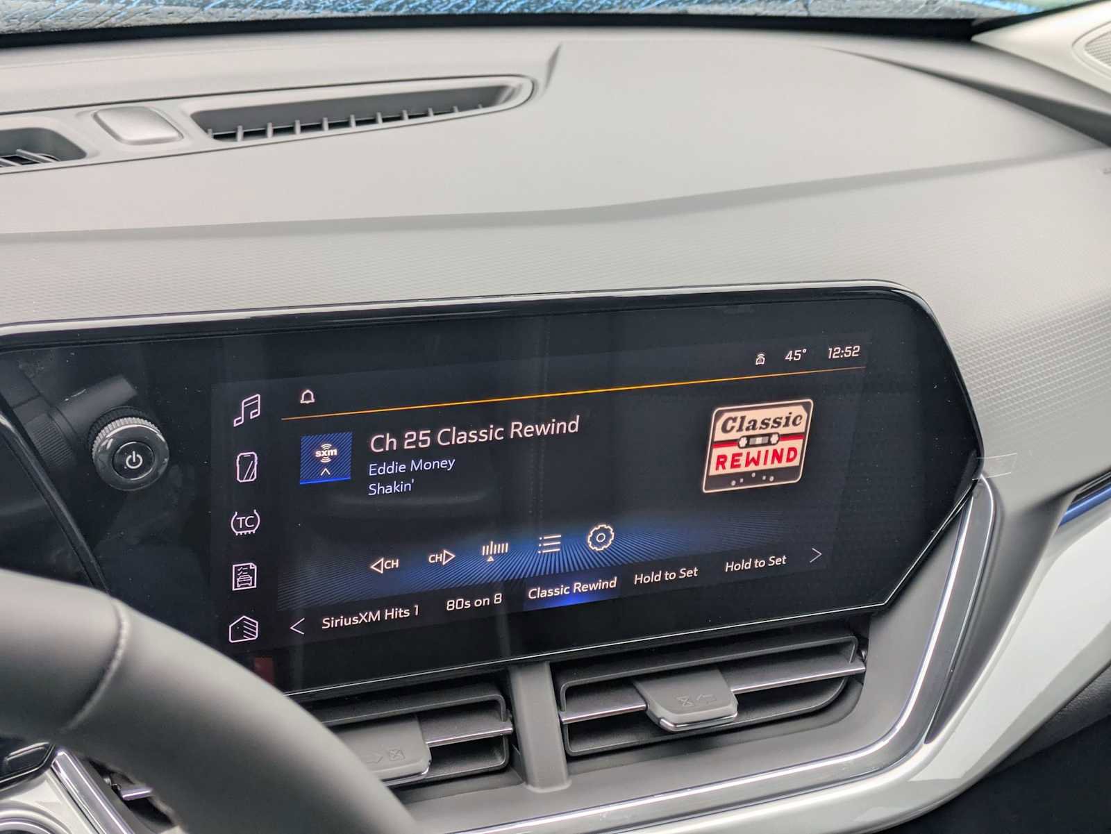 New 2026 Chevrolet Trax LT image 24