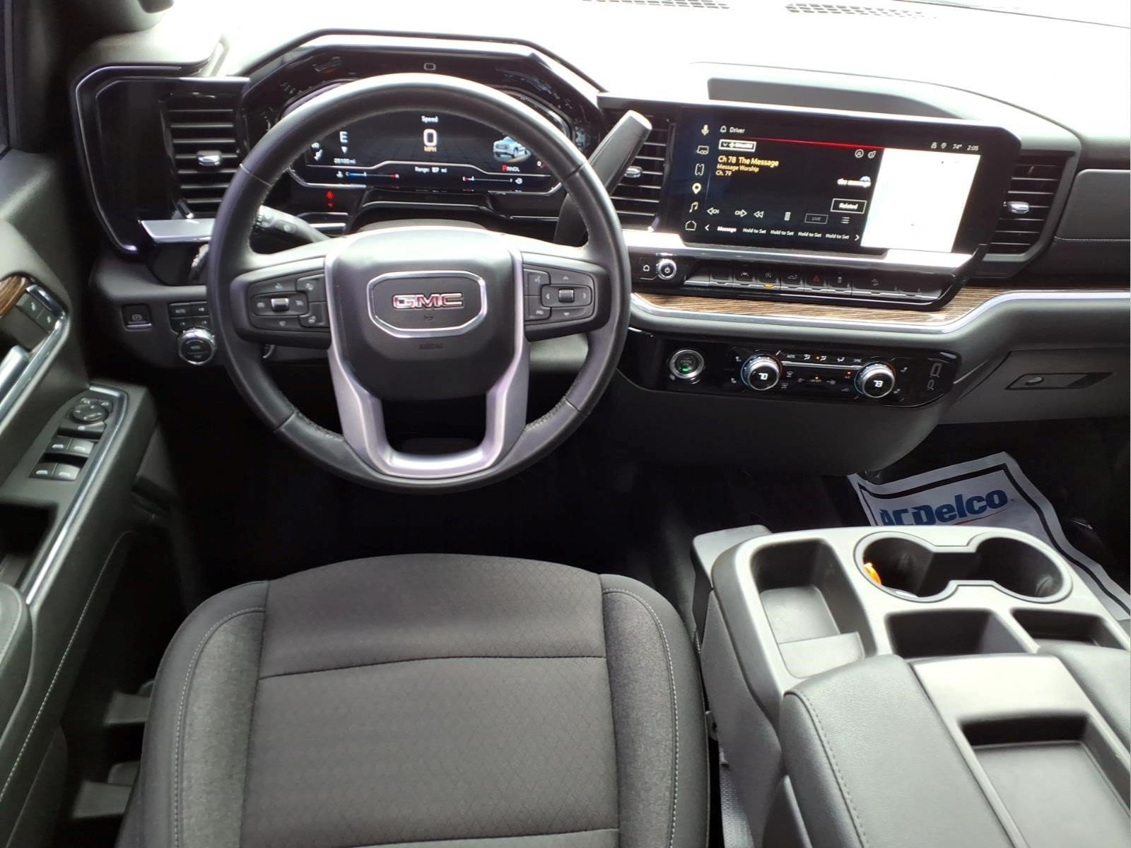 Used 2023 GMC Sierra 1500 Elevation w/ LPO, Elevation Black Package AWD/4WD image 9