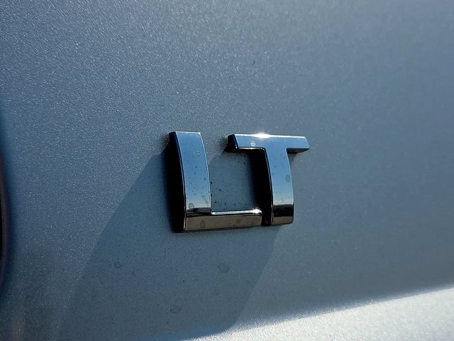 Used 2020 Chevrolet Suburban LT AWD/4WD image 10