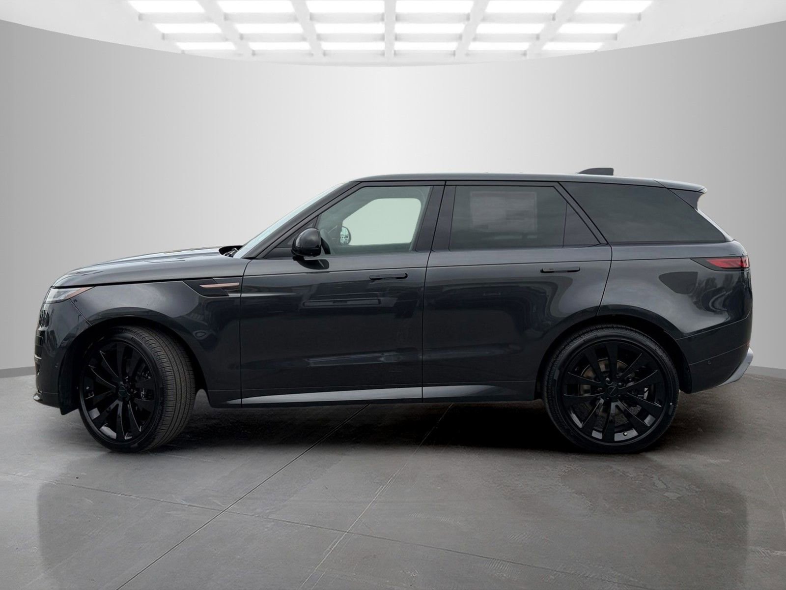 New 2026 Land Rover Range Rover Sport Dynamic SE image 8