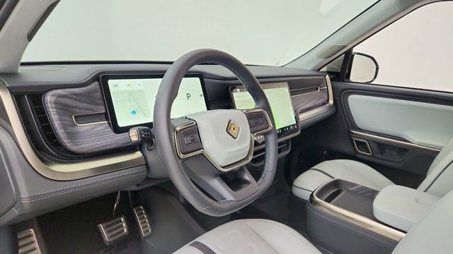 Used 2024 Rivian R1S Adventure AWD/4WD image 19