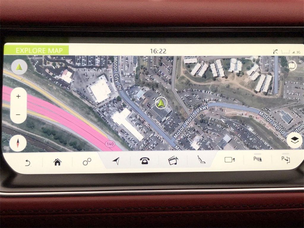 Used 2017 Land Rover Range Rover Sport SVR image 22